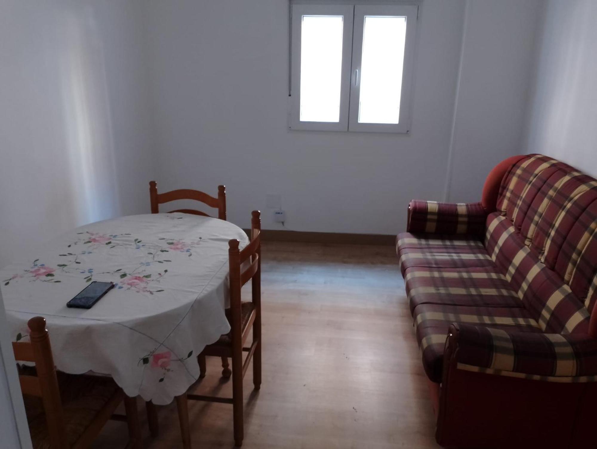 Habitacion En Piso Compartido Madrid Exterior photo